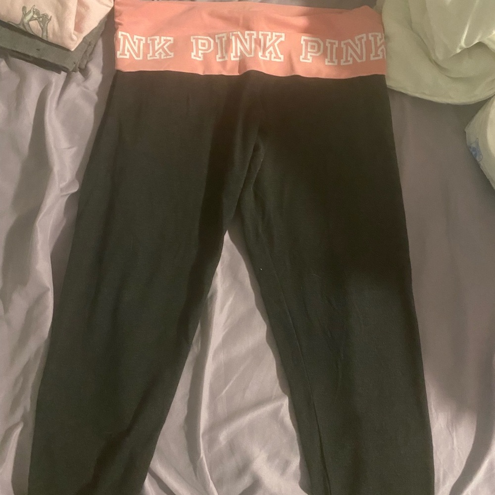 Victoria’s secret Pink and grey yoga leggings